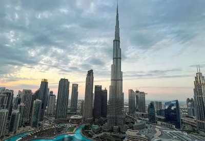 دبي تعلن خفض الدين العام 7.9 مليار دولار بنهاية 2023