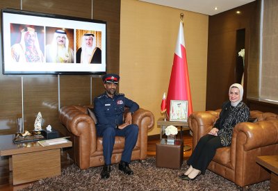 وزيرة شؤون الشباب تستقبل الدكتور أسامة محمد بحر