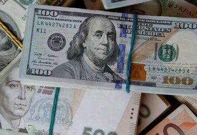 للحفاظ على قوة عملاتها أمام الدولار.. هذه الدول تواجه "الفيدرالي" بسلاح مختلف!