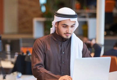 معدل البطالة للسعوديين يهبط إلى 8.3% في الربع الثاني