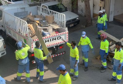 البلدية الشمالية تنفذ حملة واسعة لإزالة التعديات والإشغالات بسوق واقف