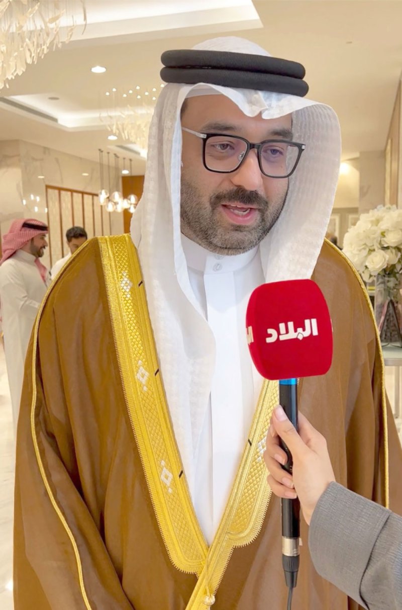 السلوم: “البلاد” سباقة في التميز
