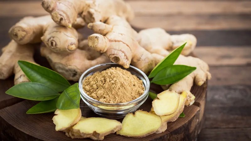 إليك الفرق بين الزنجبيل الطازج والجاف.. وأيهما أفضل؟