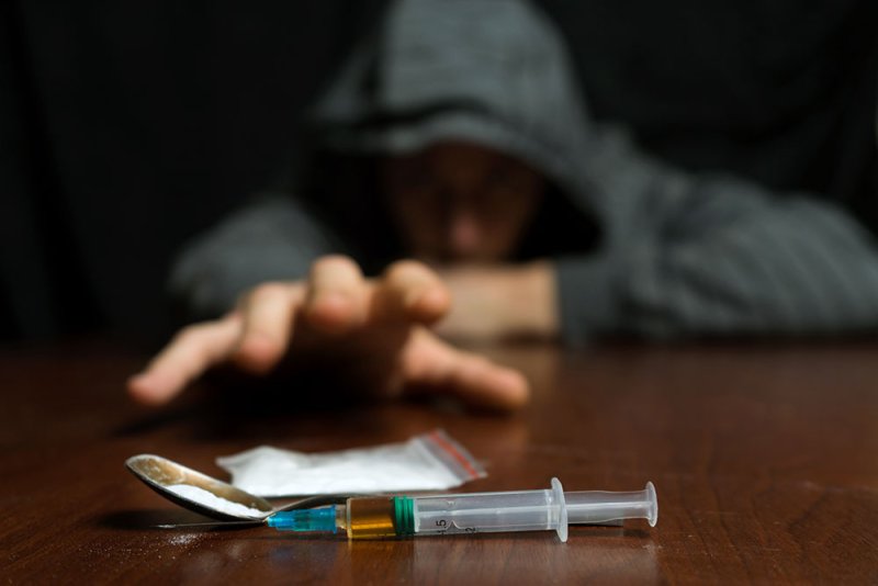 “المدمنين المجهولين”: كنـا ننتحـر ببـطء بفعـل المخدرات وسببنا الأذى للنـاس