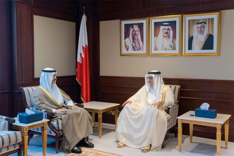 سعادة وزير الخارجية يستقبل سفير دولة الكويت لدى مملكة البحرين