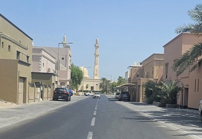 "الأشغال": الانتهاء من مشروع تطوير الطرق بمجمع 807 في مدينة عيسى