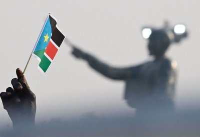 رئيس جنوب السودان يقيل محافظ البنك المركزي
