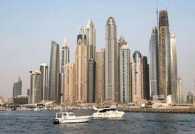 "الخليج للملاحة" تقدم عرضا للاستحواذ على "بروج" للاستثمارات