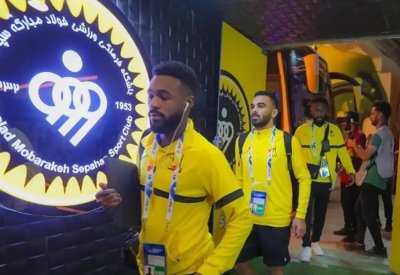 وزير الخارجية الإيراني: اتفقنا مع السعودية على إعادة مباراة الاتحاد وسباهان