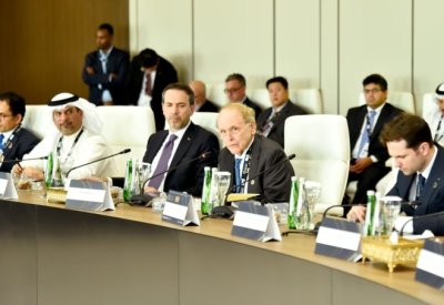 وزير النفط والبيئة يشارك في الطاولة المستديرة لوزراء الطاقة على هامش معرض ومؤتمر (أديبك 2023)