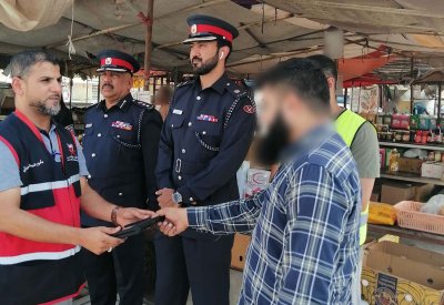 "سوق العمل": رصد عدد من المخالفات في ثلاث حملات تفتيشية بـ"العاصمة" و"الشمالية"