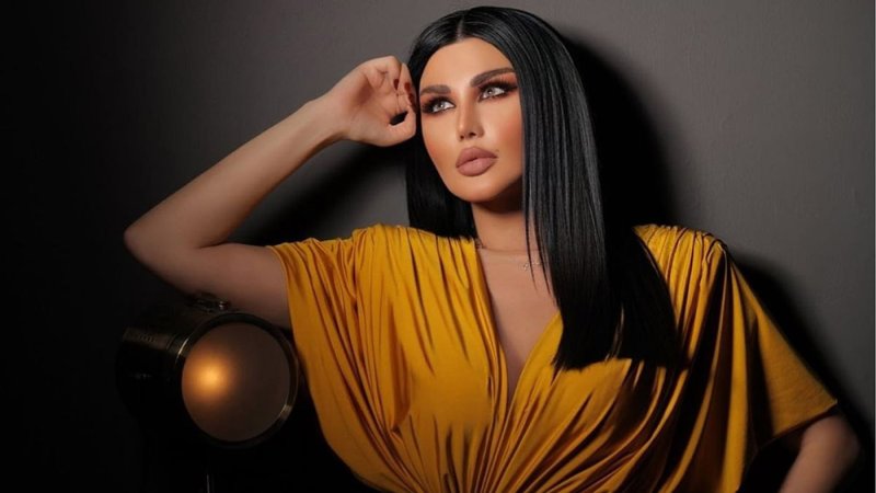 جيني إسبر في لجنة تحكيم مسابقة ملكة جمال الكون