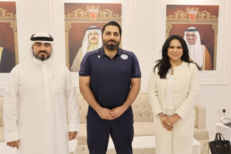حمد عيد مدرباً لطائرة النجمة