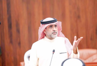 إرجاع مفصولي طيران الخليج.. وسحب الاستجواب
