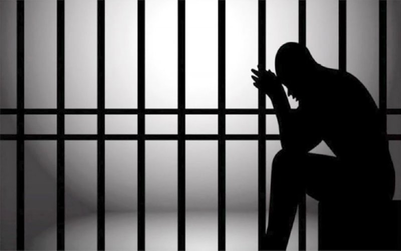 "فاحص مركبات" يصدر شهادة اجتياز لسيارة تالفة