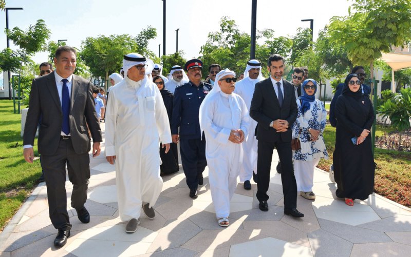 وزير شؤون البلديات والزراعة يفتتح متنزه باربار