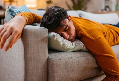 لمن يشعر بالتعب دائماً.. 10 عادات يومية يجب أن تتخلص منها