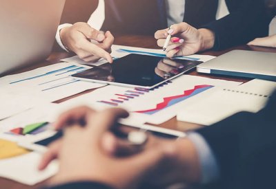 3 تحديات رئيسية تواجه صناعة الاستشارات العالمية
