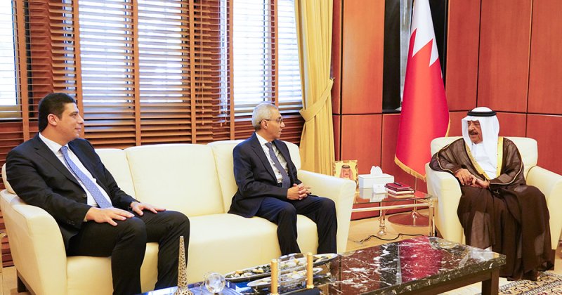 وزير الديوان الملكي يستقبل السفير المصري بمناسبة انتهاء فترة عمله