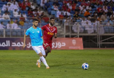 الرفاع يحسم في كلاسيكو الكرة البحرينية أمام غريمه المحرق