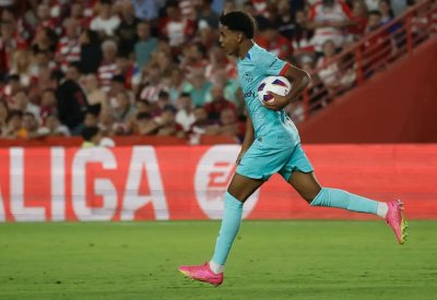 يامال لاعب برشلونة يدخل تاريخ الدوري الإسباني