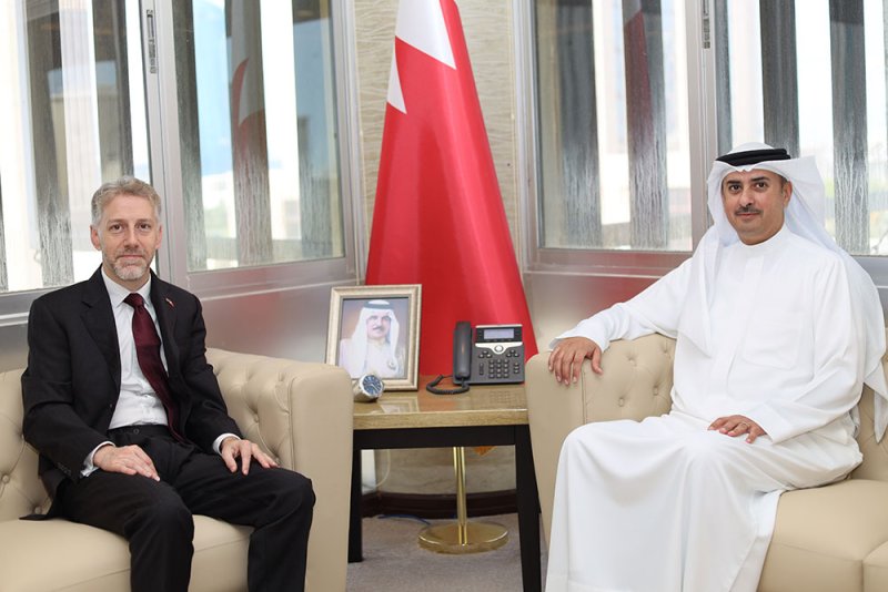 وزير العدل يبحث مع السفير البريطاني الجديد‎‎ أوجه التعاون المشترك