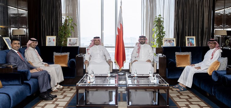 الأمين العام للمجلس الأعلى للشباب والرياضة يستقبل في مكتبه الرئيس التنفيذي لشركة (STC) البحرين