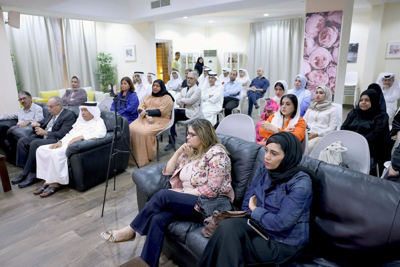 أسرة الأدباء تحتفي بصدور رواية (الشرنقة)