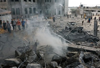 إسرائيل تدك غزة وتعلن ارتفاع عدد قتلاها لـ1200.. وواشنطن: مزيد من الأسلحة بالطريق