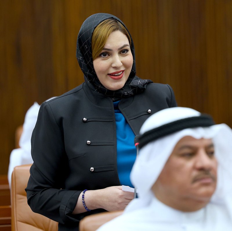معركة اللجان: القرعة تبتسم لزينب لرئاسة “أم اللجان”