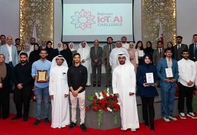 طلبة جامعة البحرين يتأهلون لتحدي العرب لإنترنت الأشياء والذكاء الاصطناعي 