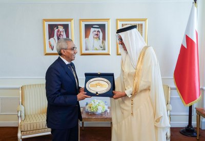 وزير الخارجية يستقبل سفير مصر بمناسبة انتهاء مهام عمله 