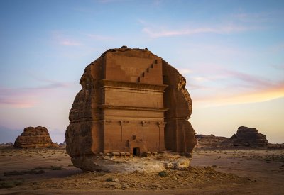 السعودية تعلن انطلاق التنقيب الأثري في العلا