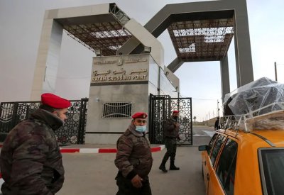 الجيش الإسرائيلي يحسمها: لا عبور من غزة إلى مصر حالياً