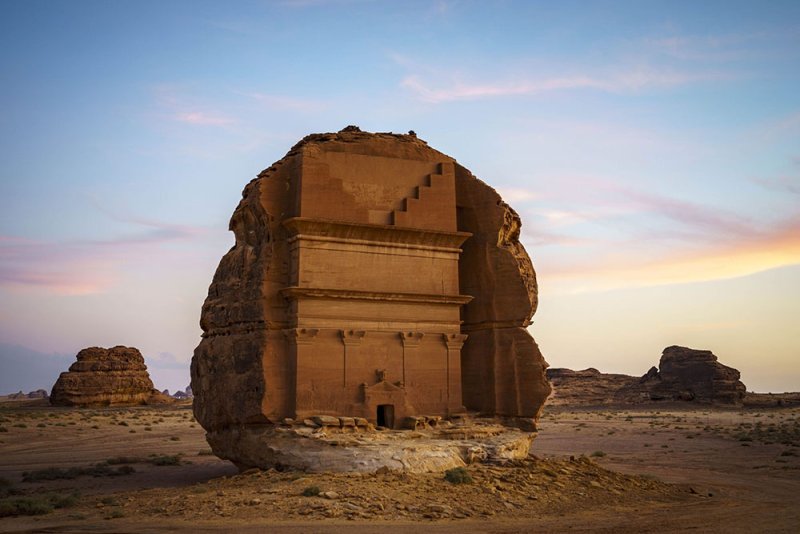 السعودية تعلن انطلاق التنقيب الأثري في العلا
