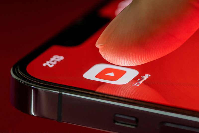 بعد فيسبوك وتويتر جاء دور يوتيوب.. ما علاقة حماس؟