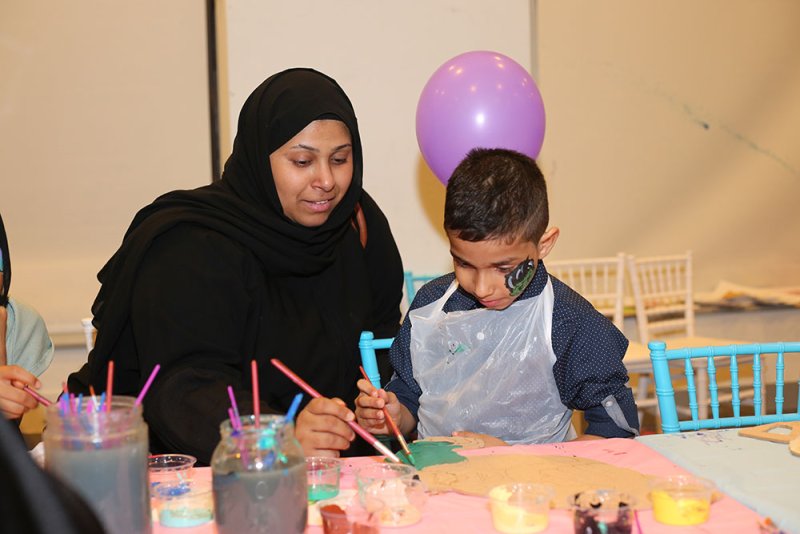 زين البحرين تحتفل باليوم العالمي للغة الإشارة مع جمعية الصم البحرينية