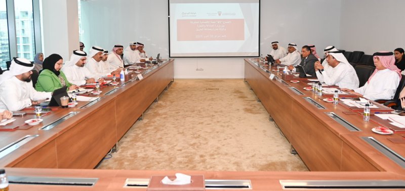 اللجنة الاقتصادية المشتركة بين وزارة الصناعة وغرفة التجارة تعقد اجتماعها الحادي والأربعون