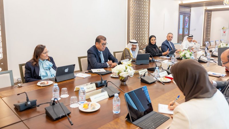 مكتب "الشورى" يؤكد مواصلة تعزيز الحراك التشريعي واستثمار التعاون مع السلطة التنفيذية لتحقيق توجيهات جلالة الملك المعظَّم