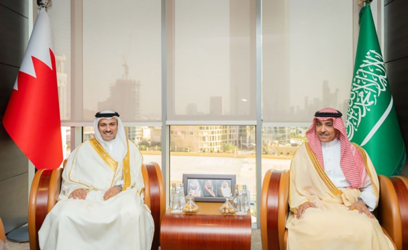 وزير الإعلام يبحث مع نظيره السعودي سبل تعزيز التعاون الإعلامي بين البلدين الشقيقين