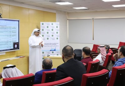 15 طالب يناقشون مشاريعهم البحثية في الموارد المائية