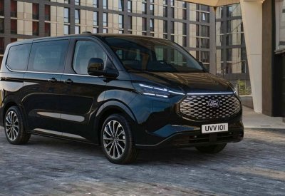 TOURNEO CUSTOM احدث سيارات فورد