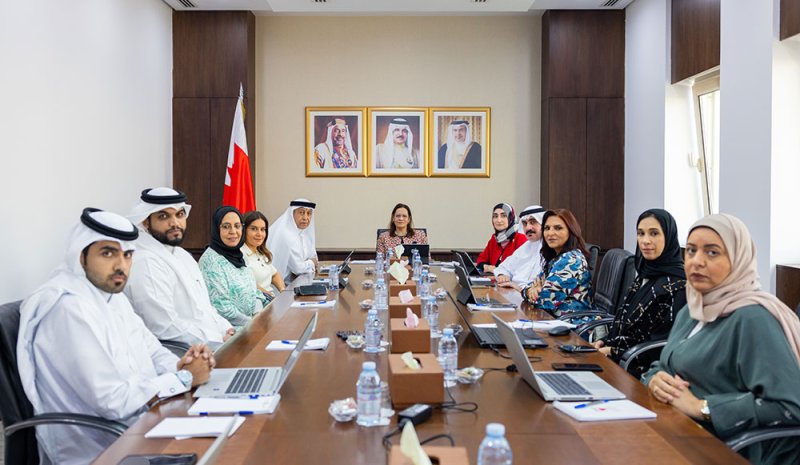 "خدمات الشورى" تبحث تشريعات "الاستثمار الآمن للجمعيات" و"التدريب المهني" و"التطبيب عن بُعد"