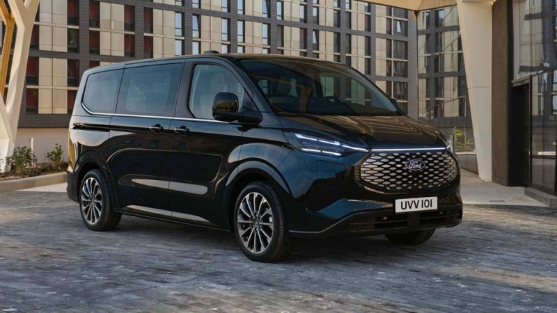 TOURNEO CUSTOM احدث سيارات فورد