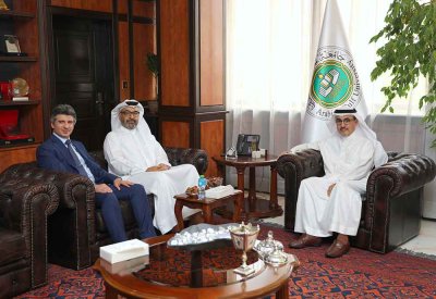رئيس مجلس أمناء المستشفيات الحكومية يبحث سبل تعميق التعاون المشترك مع جامعة الخليج العربي
