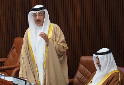 وزير العمل: 42 ألف عامل سجلوا في نظام العمالة