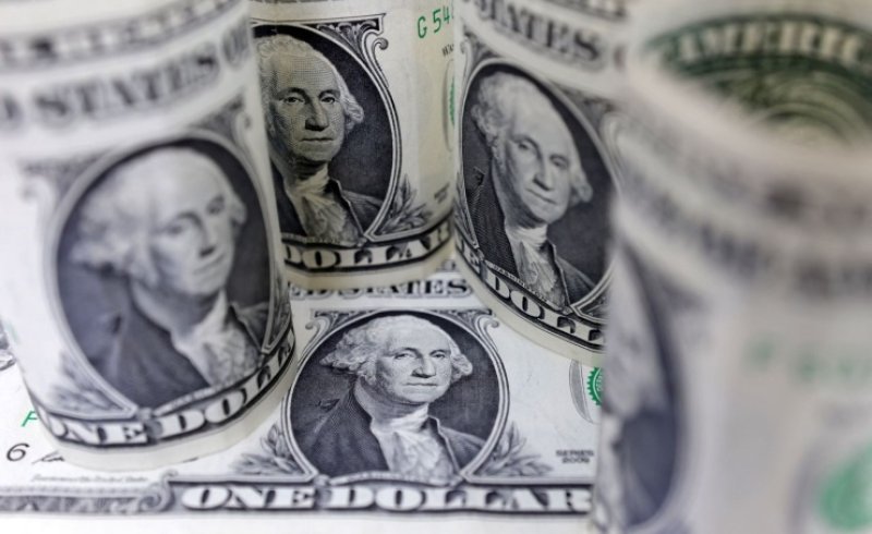 الدولار يرتفع ترقبا لتصريحات المركزي الأمريكي حول السياسة النقدية