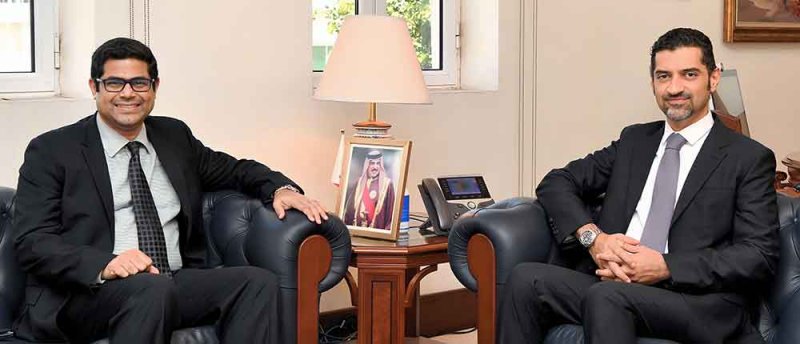 وزير شؤون البلديات والزراعة يستقبل السفير الهندي