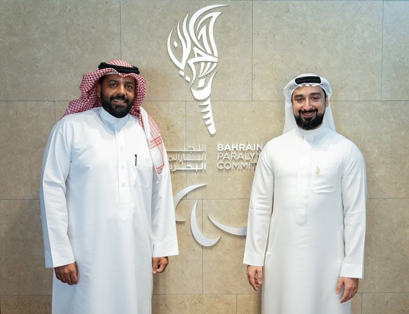 أمين عام "البارالمبية" يلتقي رئيس اتحاد رفع الأثقال لمناقشة التعاون ودعم ذوي العزيمة
