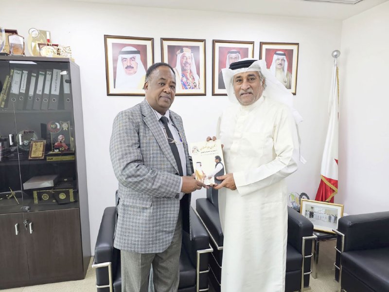 المردي: لتوثيق تاريخ البحرين والتعريف بإنجازات دبلوماسيتها